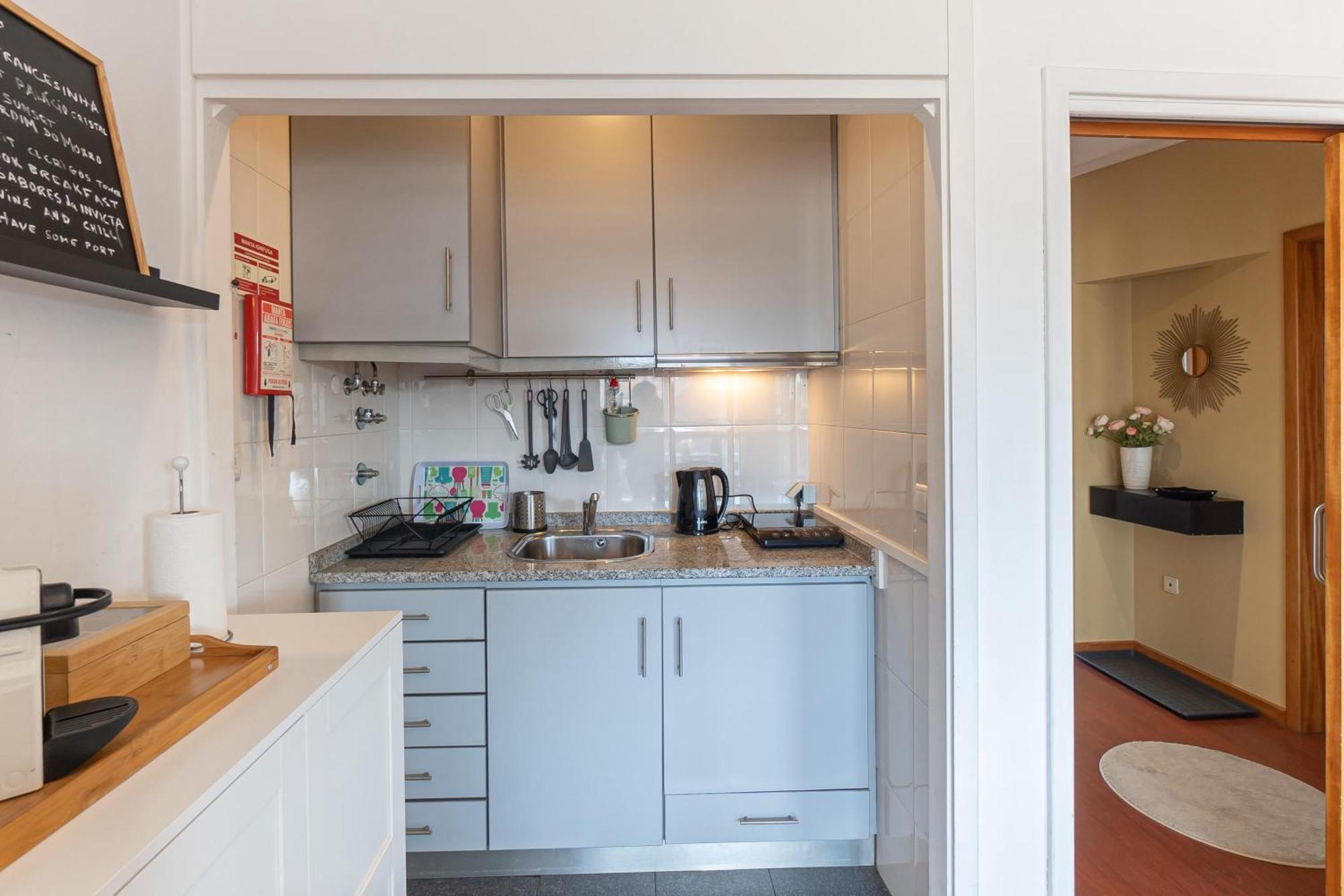 Top Floor Apartment With Sunny Balconies Porto Luaran gambar