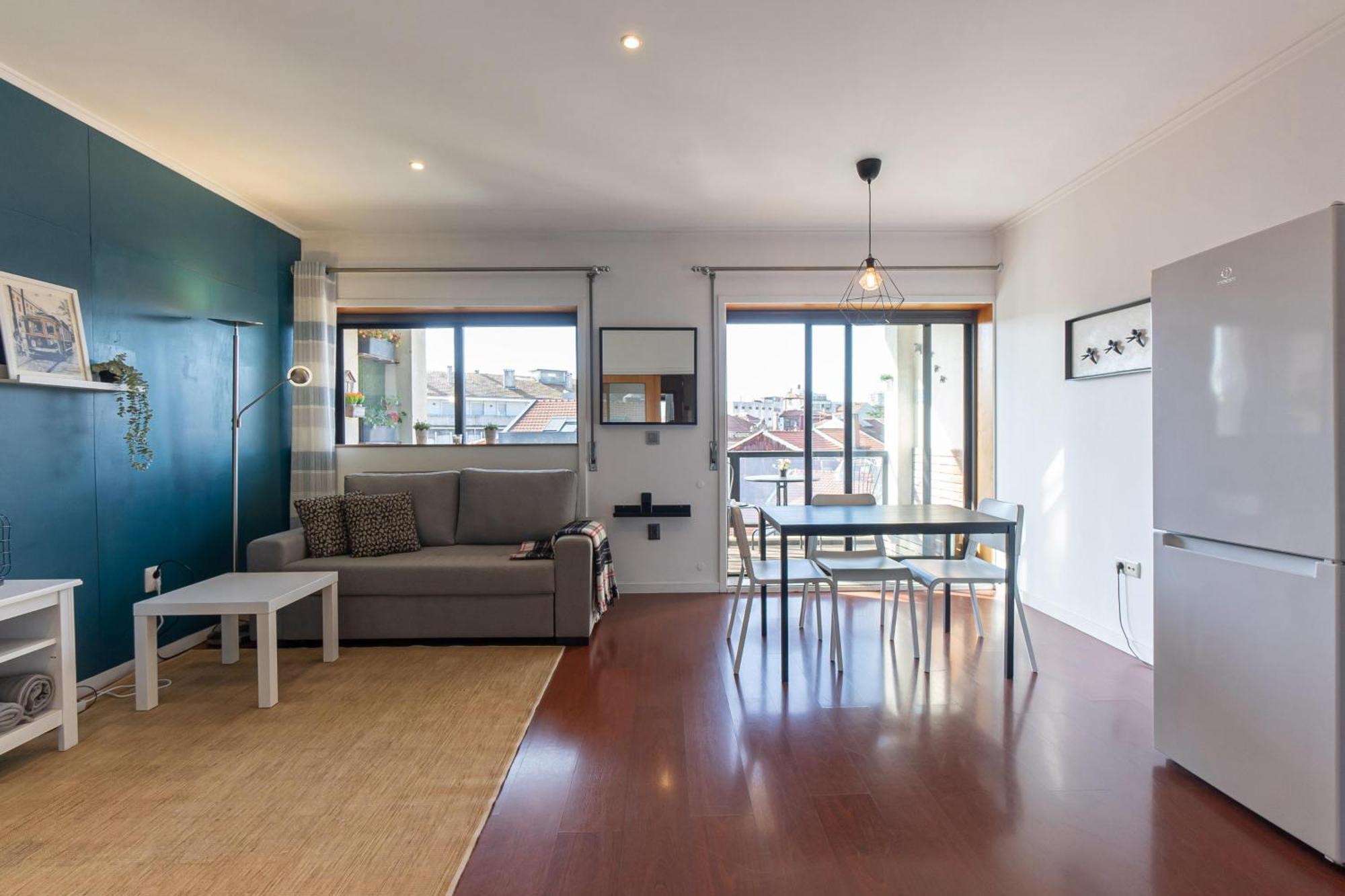 Top Floor Apartment With Sunny Balconies Porto Luaran gambar